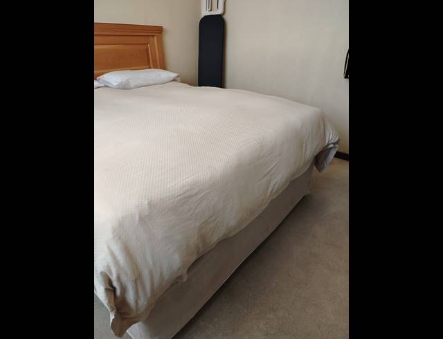 3 BEDROOM APARTMENT FOR SALE IN LENNOXTON